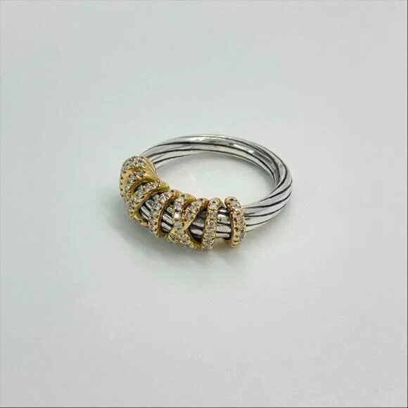 David Yurman Helena Ring with Diamonds & 18k Gold - Picture 7 of 10